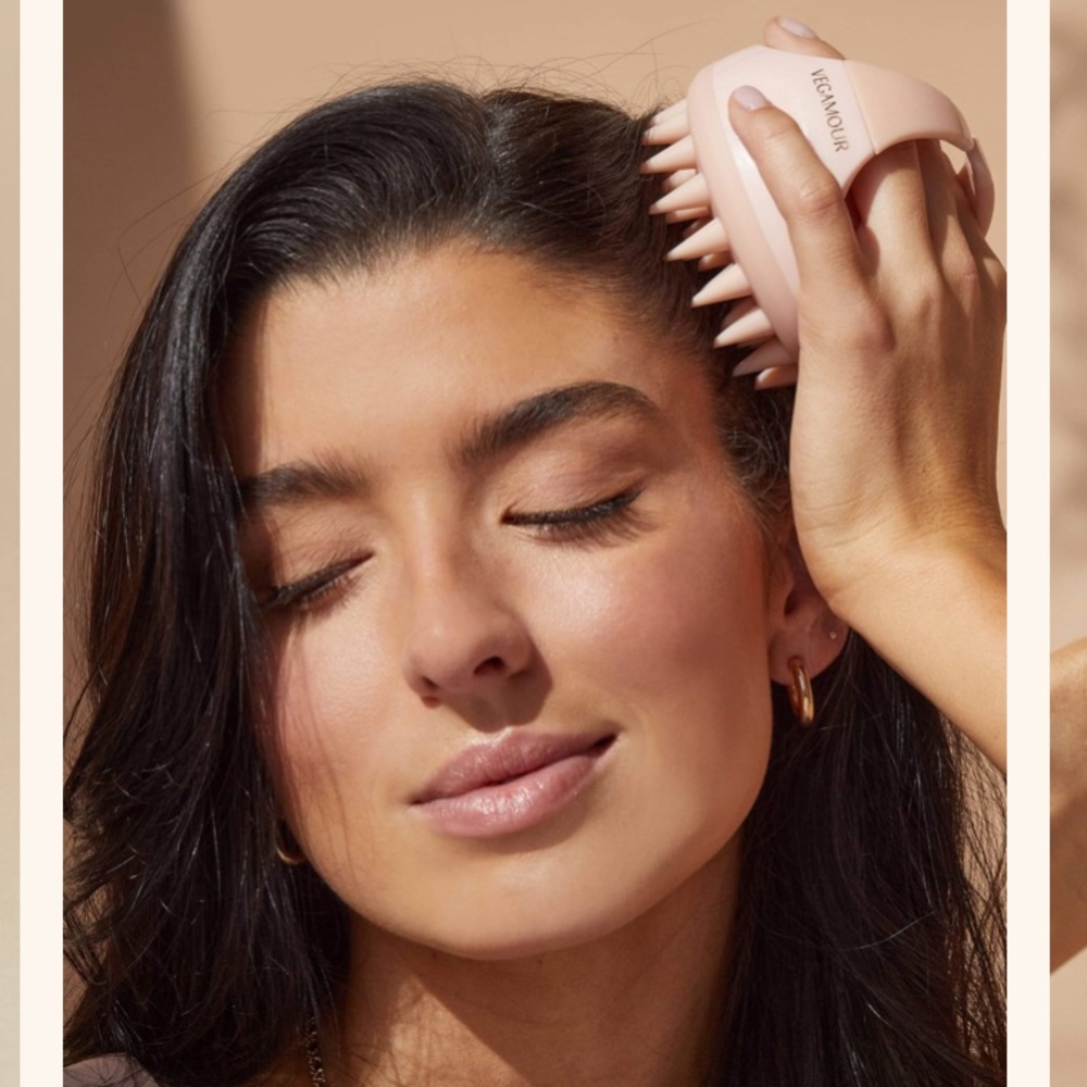 Vegamour Scalp Massager